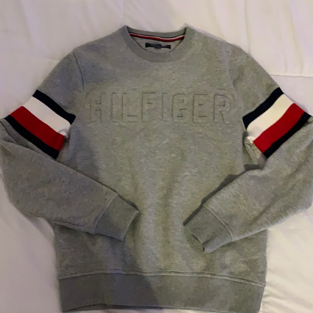 TH Crewneck